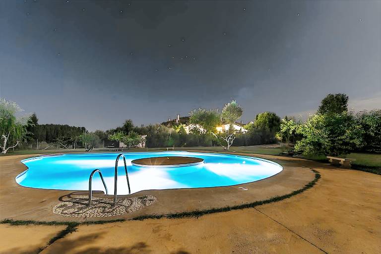 Country House 'Los Jazmines' with Shared Pool, Wi-Fi and Air Conditioning in Granada