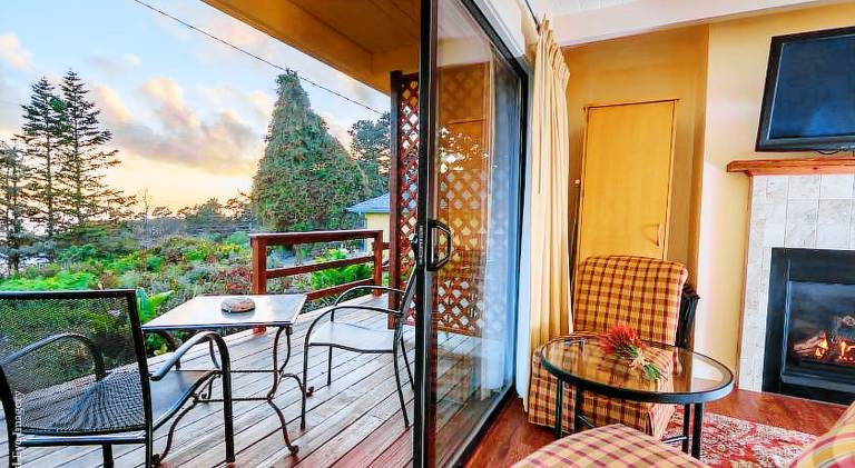 Inn at Buckhorn Cove in Little River, CA
