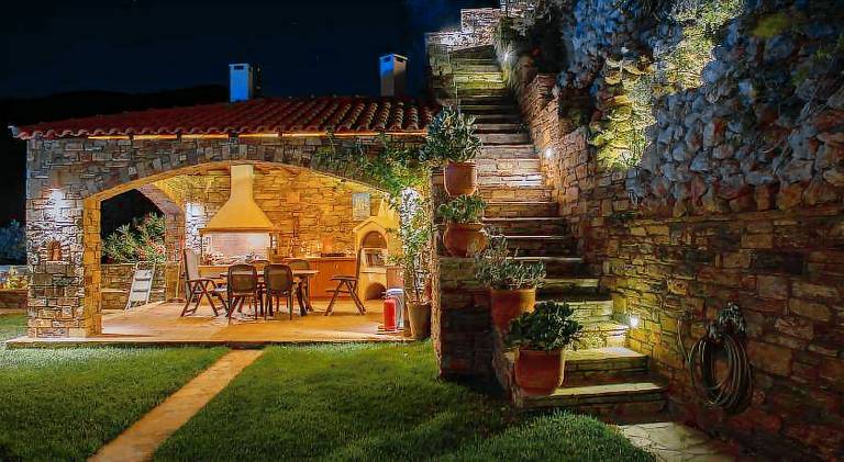 Fully equipped villa with patio, barbeque & private pool | Beach nearby | Good for workation | Dogs allowed — photo 5