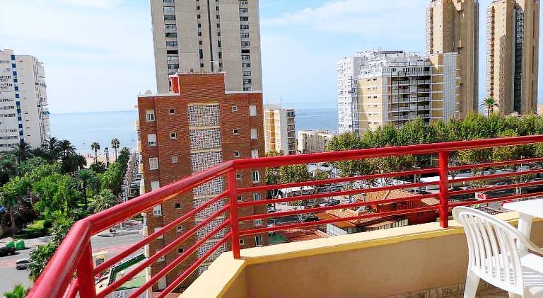 Rental apartment with patio & private pool — photo 4