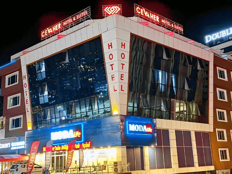 CEVAHER HOTEL & SUITES in Trabzon