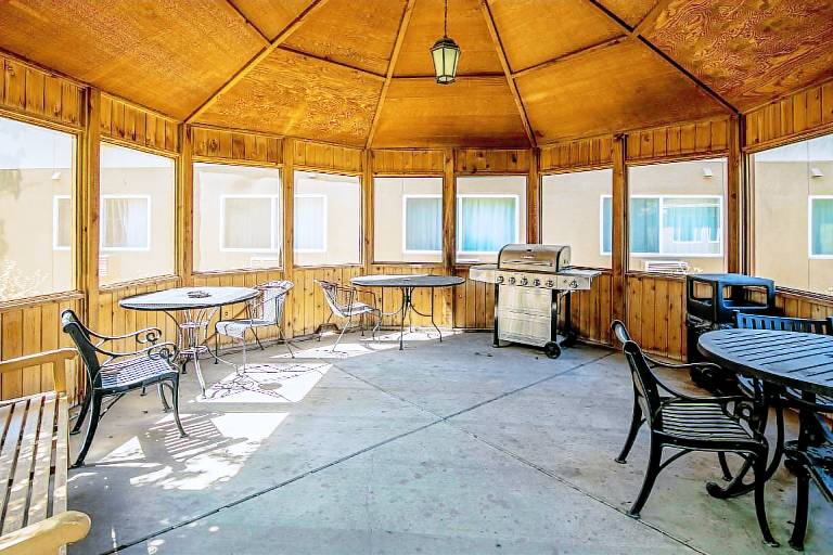 Roosevelt Hotel in Williston, ND