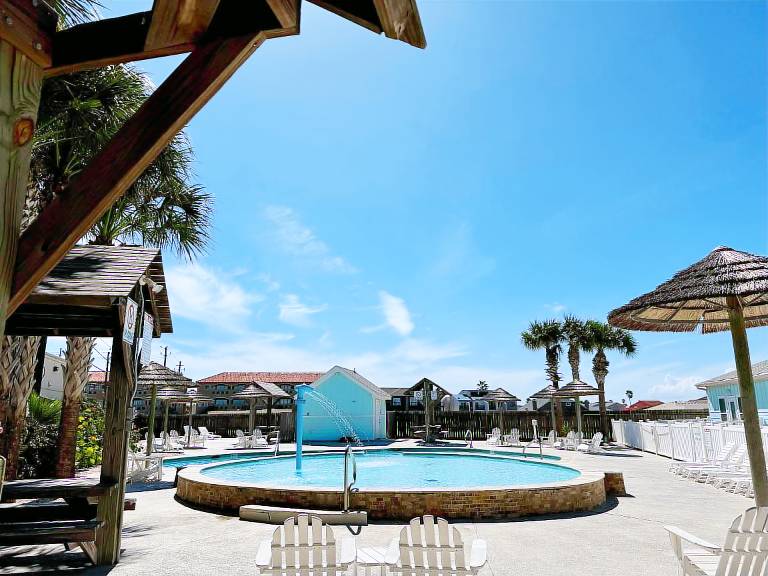 Rental apartment with barbeque & pool | Suitable for remote work — photo 4