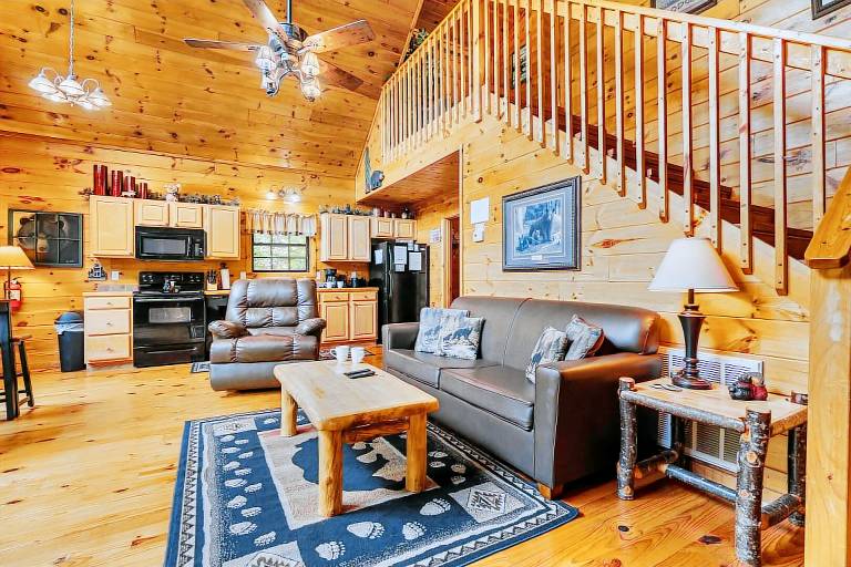 Cabin with private pool — photo 4