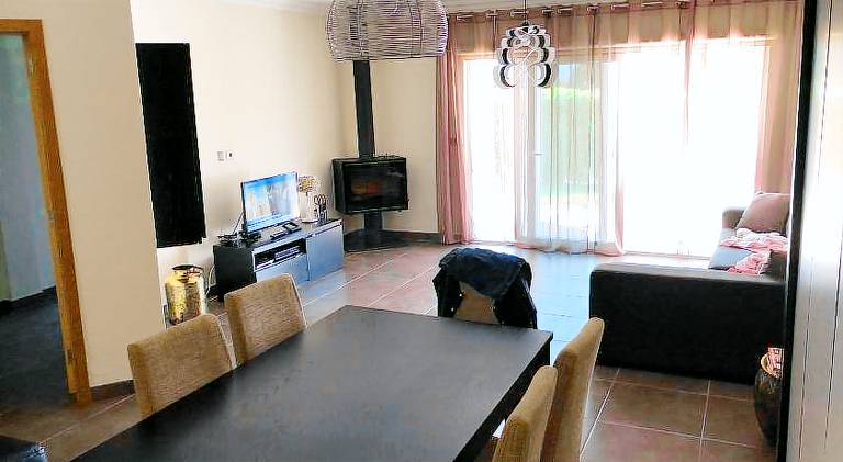Holiday apartment with pool — photo 2