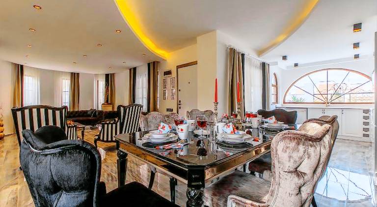 Villa with jacuzzi, barbeque & private pool — photo 4