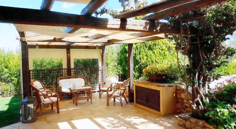 Villa with garden, patio & barbecue — photo 4