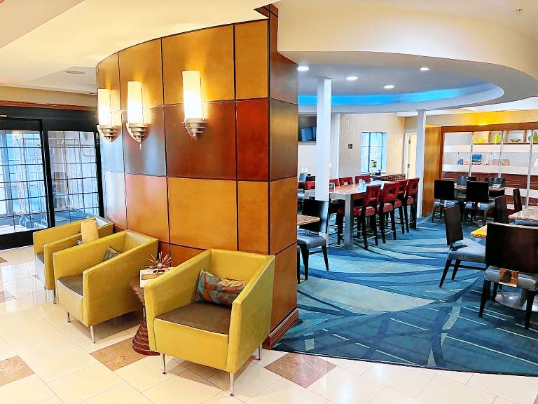 Best Western Hesperia-Victorville Suites — photo 4