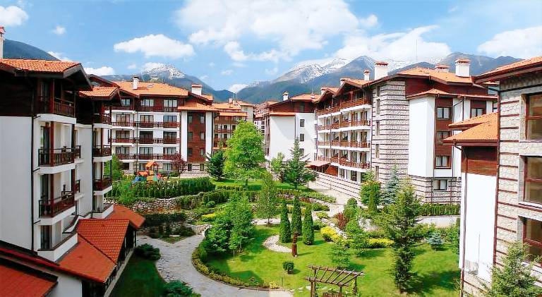 Serviced apartment with patio, garden & sauna | Next to the ski | Pets allowed — photo 3