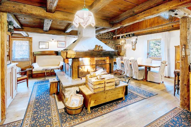 Pleasant chalet with sauna, terrace & yard | Mountain view | Dogs allowed — photo 4