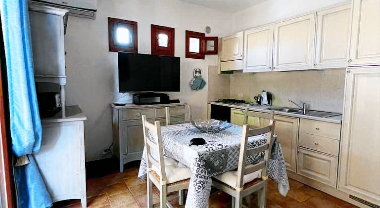 Rental apartment with 2 rooms for 5 persons — photo 3