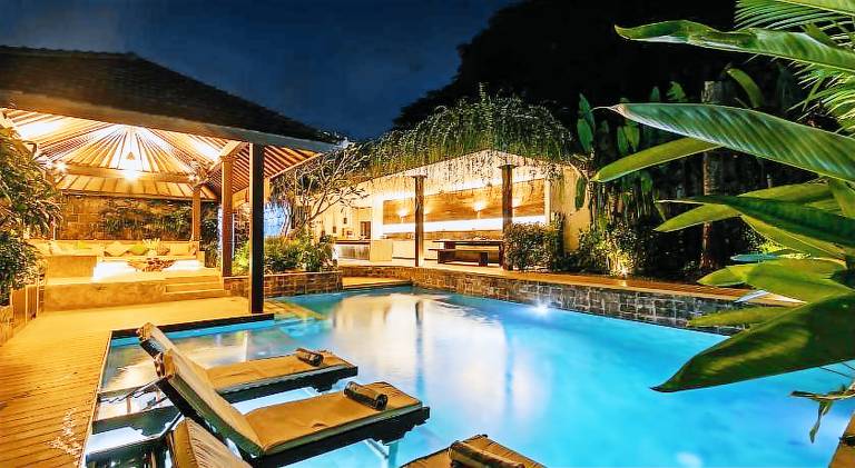 Villa with pool | Beach nearby | Dogs allowed in Kuta