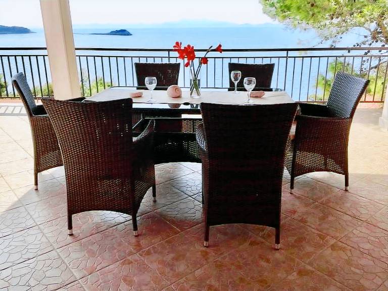 Charming apartment with patio, barbecue & garden | Sea view | Pets allowed — photo 2