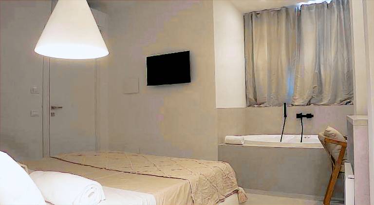 San Michele Rooms & Private Spa - via Santa Cesarea — photo 4