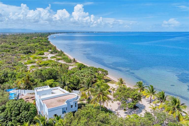 Villa Placencia