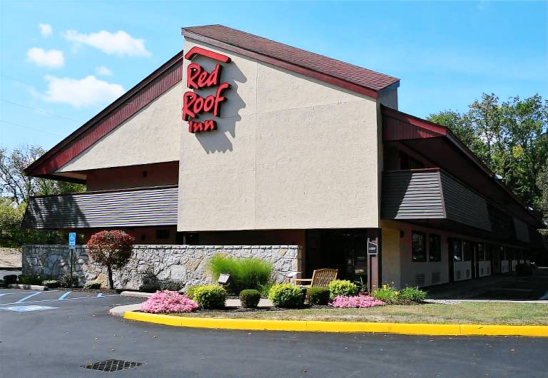 Red Roof Inn Utica in Utica, NY