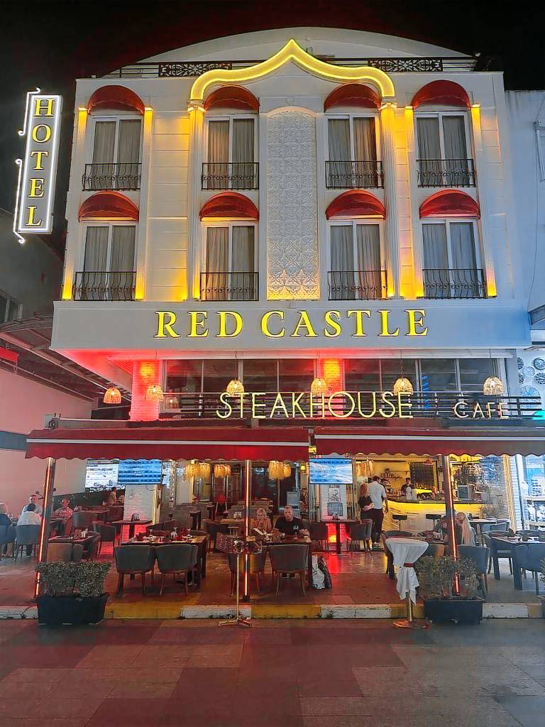 RED CASTEL HOTEL — photo 4