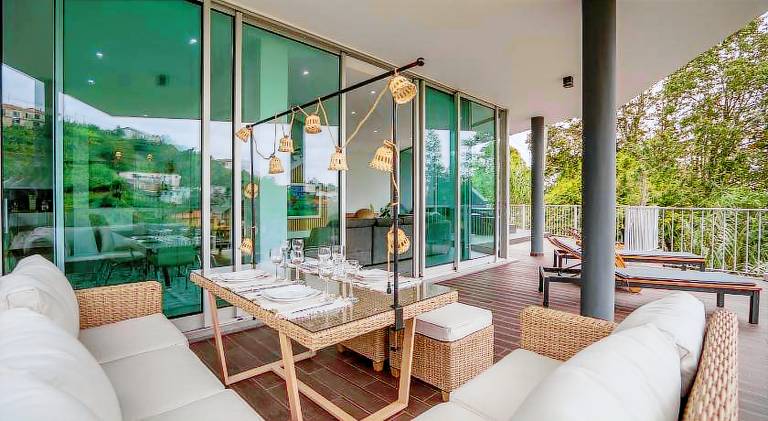 Charming villa with hot tub | Pet-friendly — photo 2