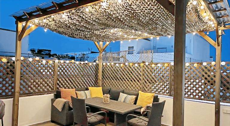 House with patio & barbeque in Olhao