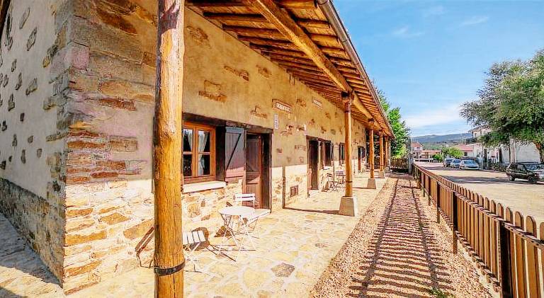 Apartment with BBQ, yard & terrace | Pet-friendly in Salamanca