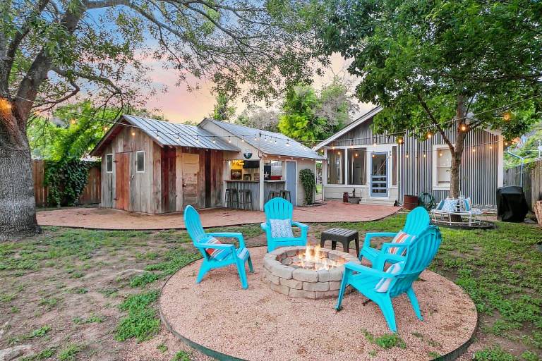 House with fast internet & grill | City view — photo 2