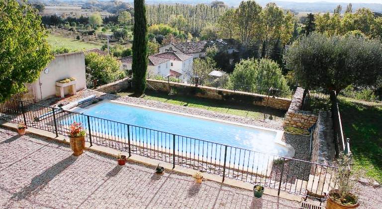 Le Mas d'Yvette - Authentic 19th century house with pool and stunning view — photo 3