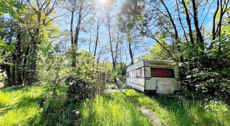 Wolfsden Vlci doupe - karavan v prirode in Olomouc