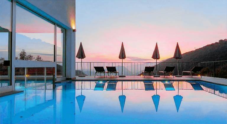 Farm with yard & pool in Gardone Riviera