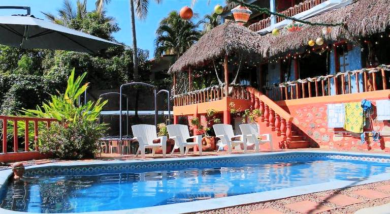 Lovely house with pool | Next to the beach | Pets allowed in Manzanillo