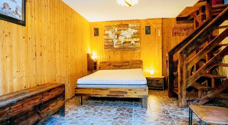 Chalet with pool — photo 2