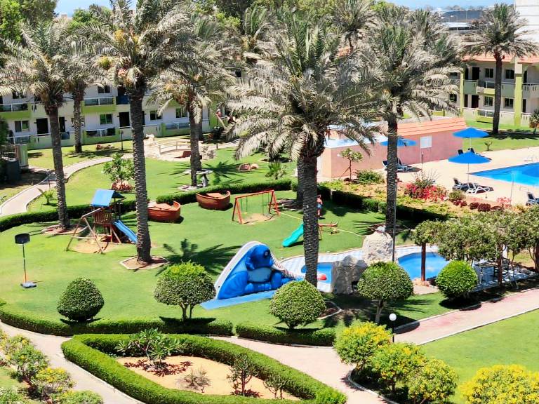 Flamingo Beach Hotel