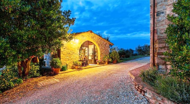 Family-friendly vacation home with garden, terrace & BBQ | Dogs allowed — photo 4
