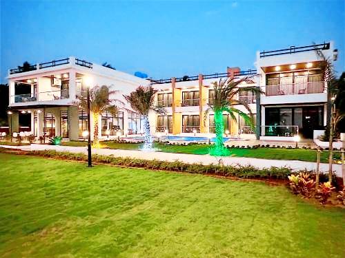 Resort  Devbag