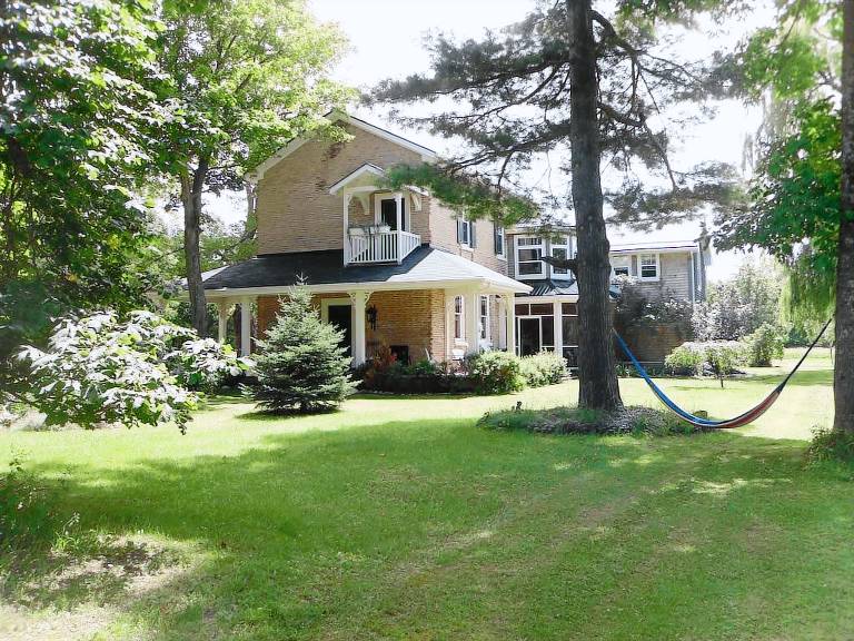 Farmhouse  Saugeen Shores