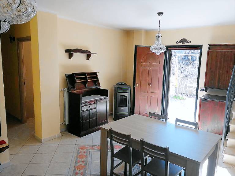 Family-oriented nice villa with garden | Panoramic view | Dogs allowed — photo 3