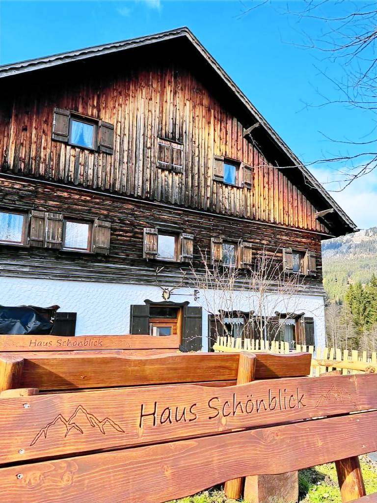 Ferienhaus mit Hund in Innergschwend, Tannheimer Tal für max. 20 Gäste