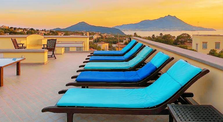 Le Grand Bleu - Gioia Apartments — photo 2