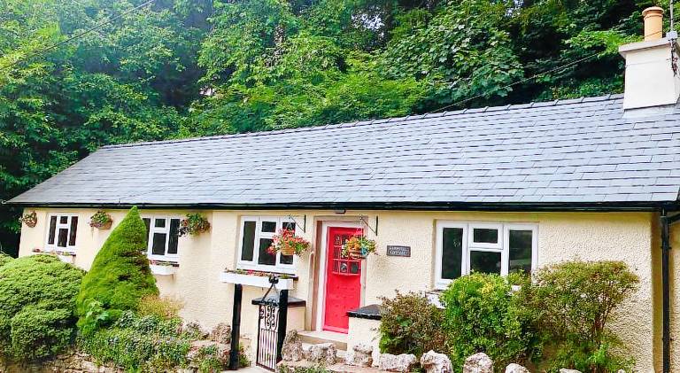 Vacation home with 3 rooms for 6 persons in Grange-over-Sands