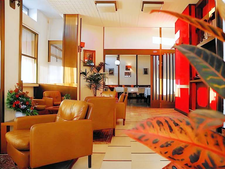 AMBRA HOTEL - The only central lakeside hotel in Iseo — photo 4