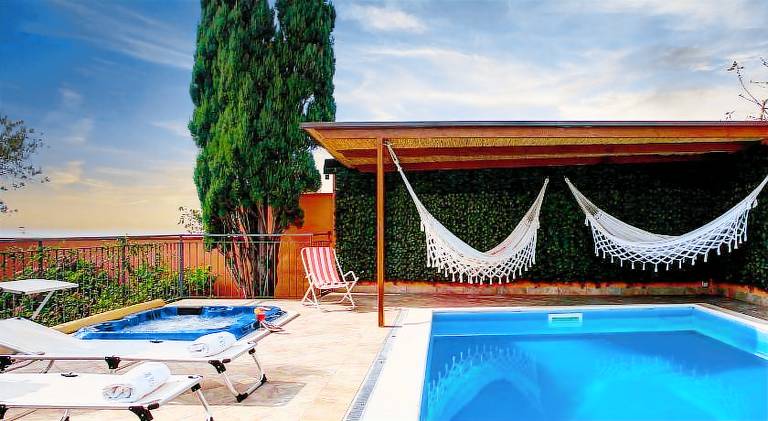 GOCCE VILLAS - Villa de Flores Country Style Villa With Pool in Massa Lubrense