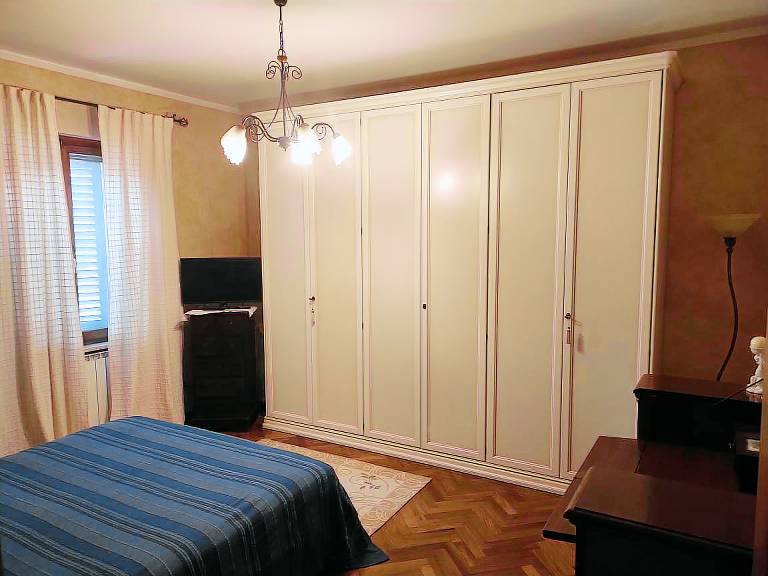 Holiday apartment with 2 rooms for 5 persons — photo 2