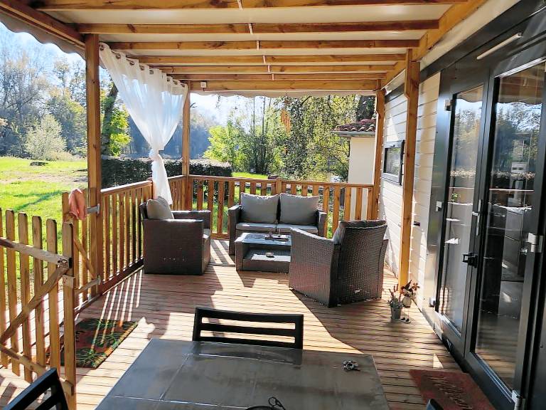 Mobile home  Douzains