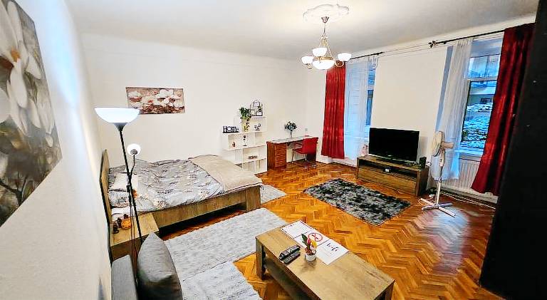 Apartment | Close to Hungarian Parliament Building in Budapest