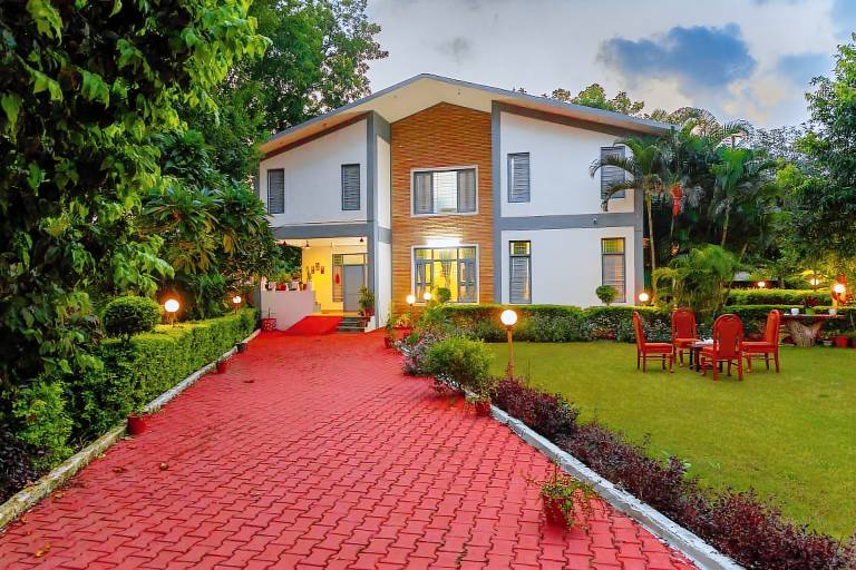 Villa with yard & grill — photo 4