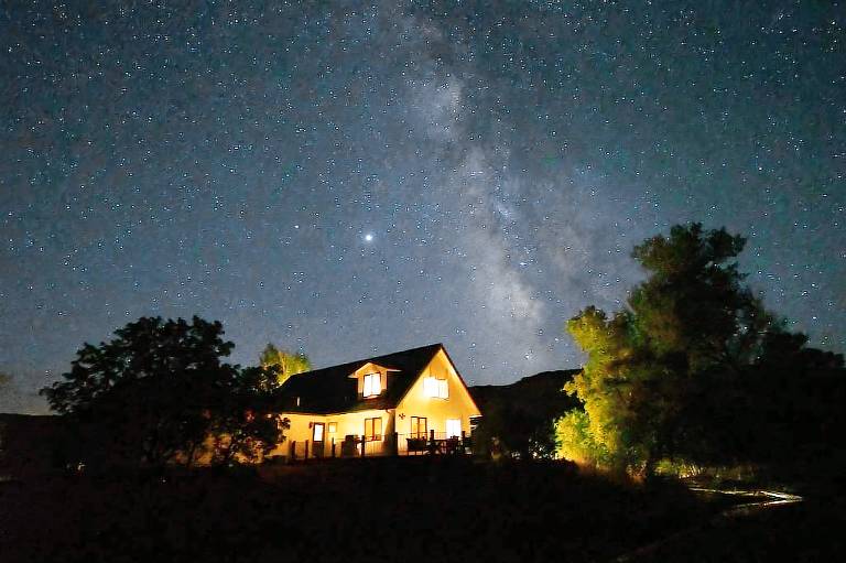 Lodge Wheatland