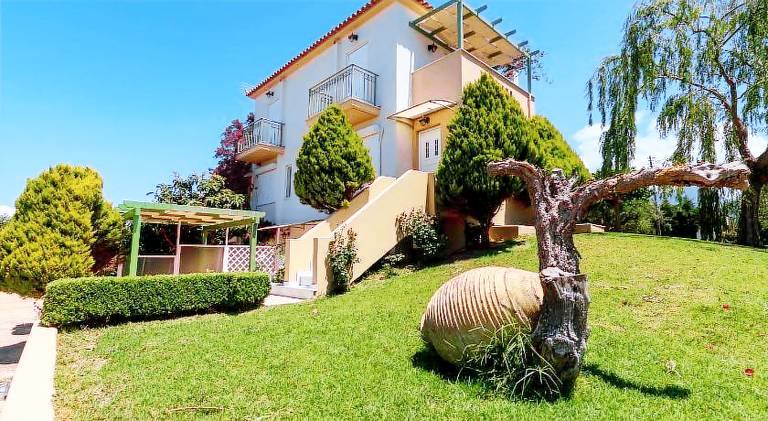 Terpsi Apartments - Kyparissia Garden Retreats — photo 5