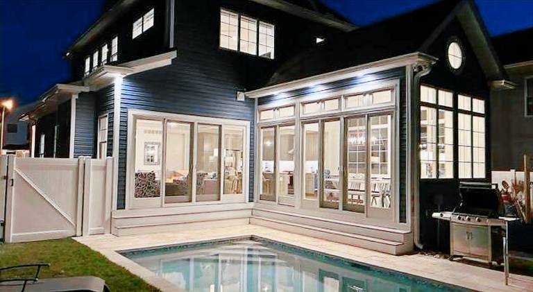 223 m&sup2; Ferienhaus