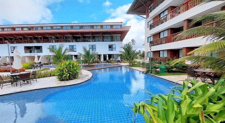 House with jacuzzi, pool & patio | Close to the beach | Pet-friendly — photo 2