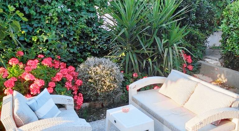 Apartment with garden, grill & terrace — photo 5