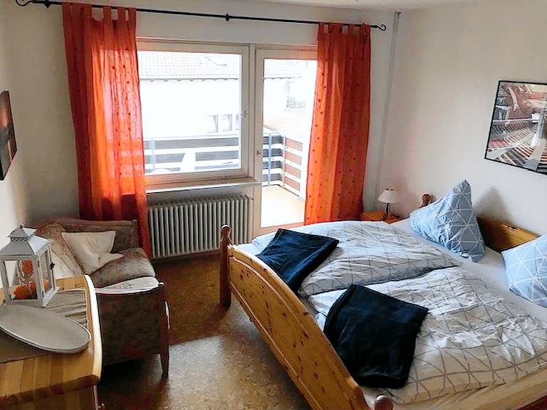 Holiday apartment with garden, terrace & barbeque | Garden view — photo 5